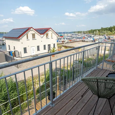 Geiseltalsee Haus Am Mit Wallbox Дом отдыха *